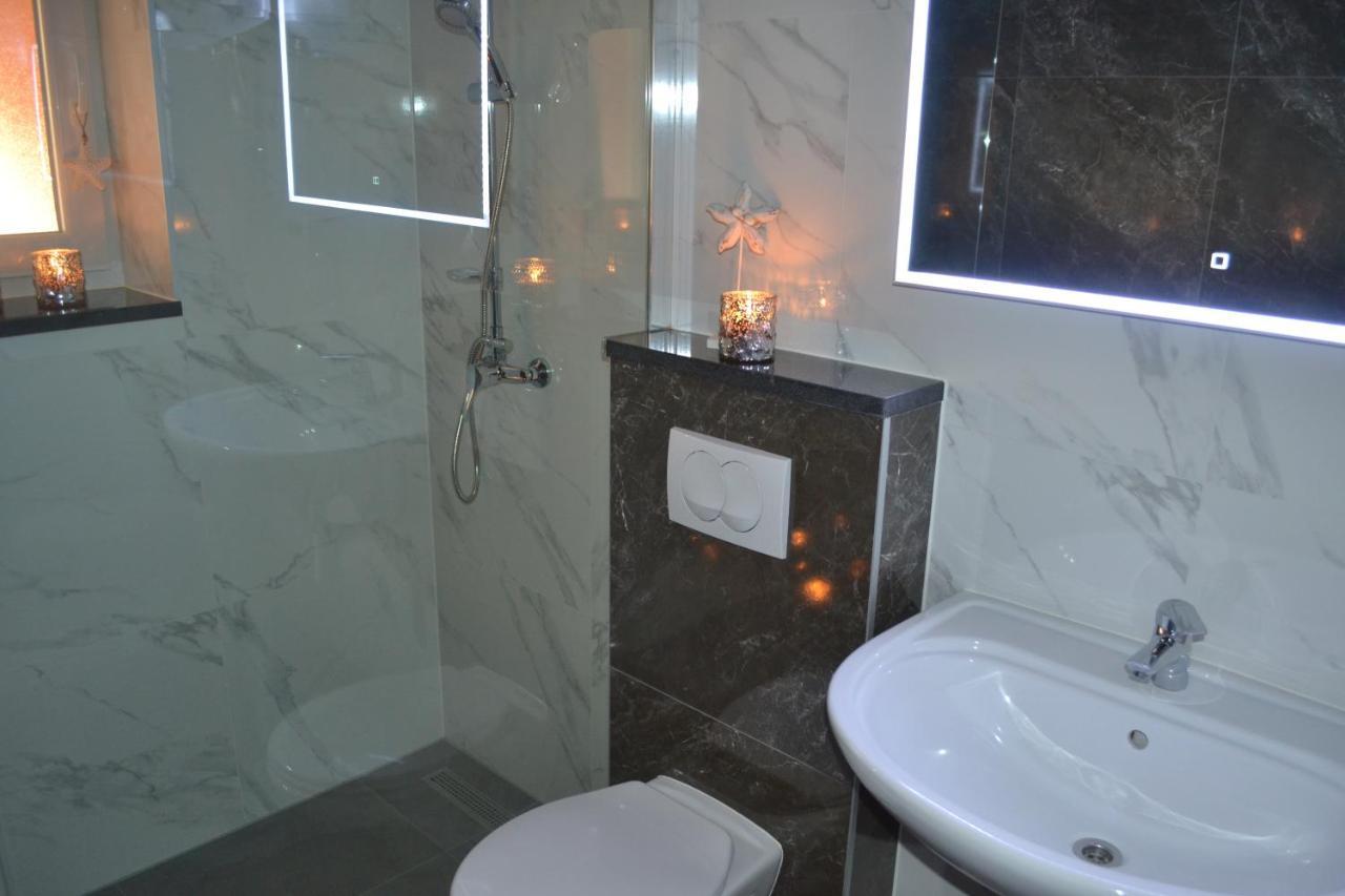 Apartments Rem Novalja Kültér fotó